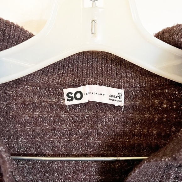 Women’s SO Cropped Sweater - Picture 3 of 3